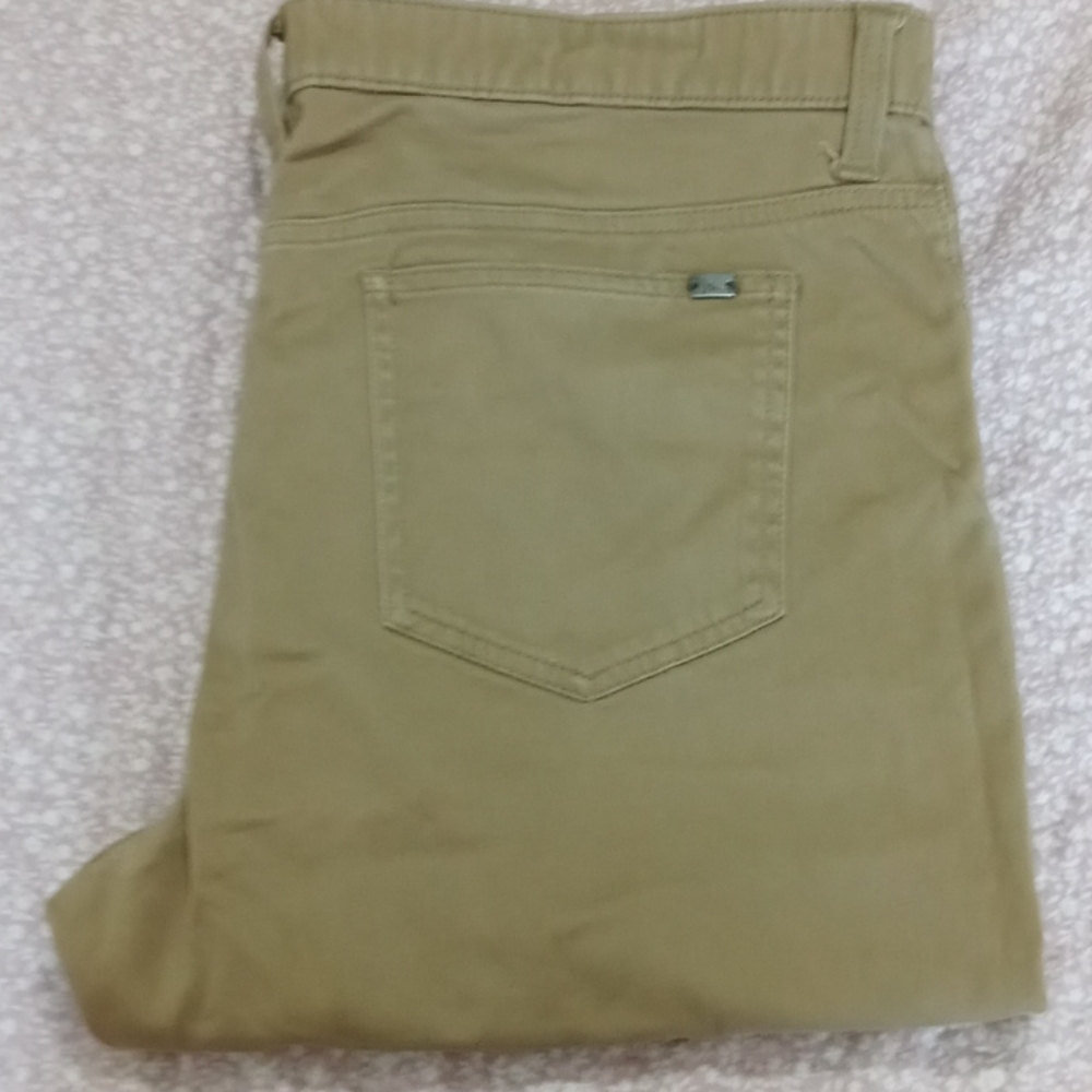 Marc Anthony sway jeans